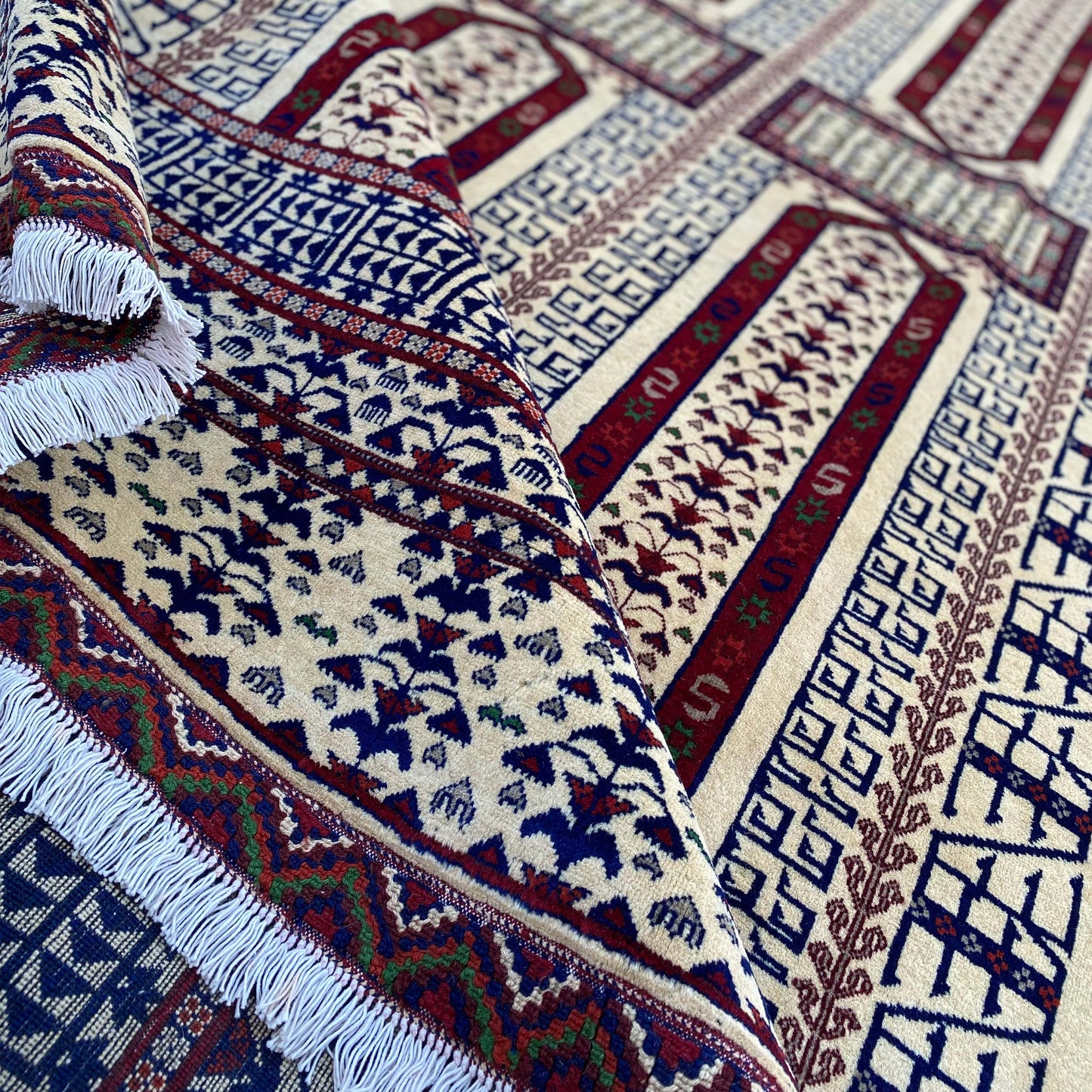 Marinos Geometric Diamond Medallion Rug – Afghan Grandeur in Every Knot