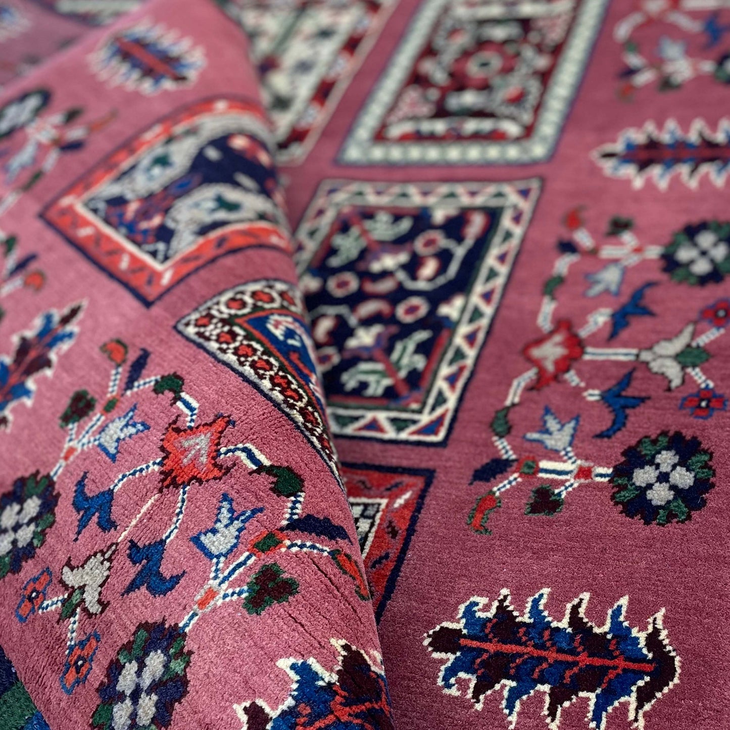 Marinos Ayna Gul Rug – Afghan Storytelling Woven into Colorful Geometric Harmony