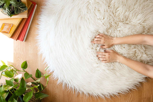 How to Clean a White Shag Rug: Keep It Fluffy, Bright, and Beautiful