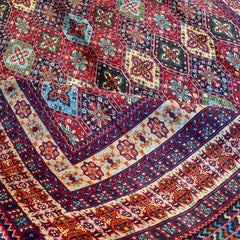 Handwoven Marinos Kashi Gul Rug with Vibrant Colors and Geometric Motifs