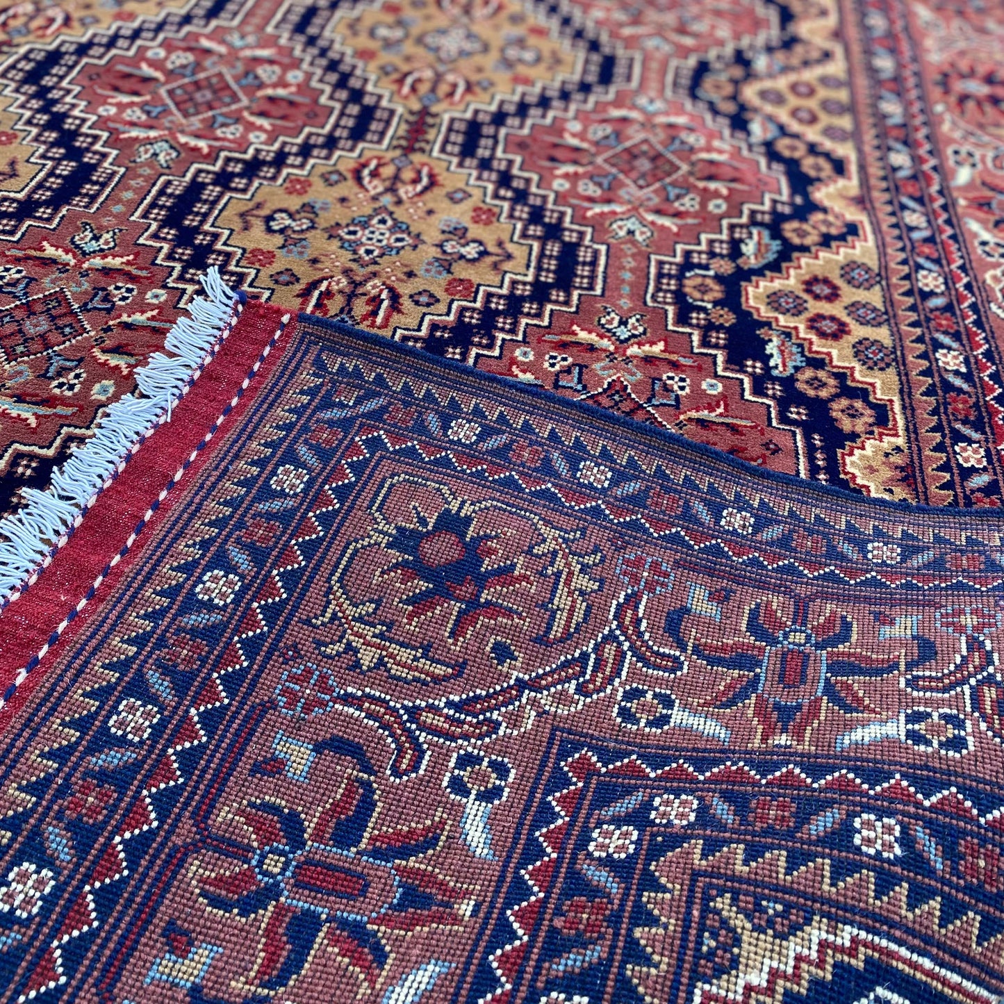 Marinos Yusof Bai Numa Rug – Grand Afghan Weave in Rhythmic Elegance