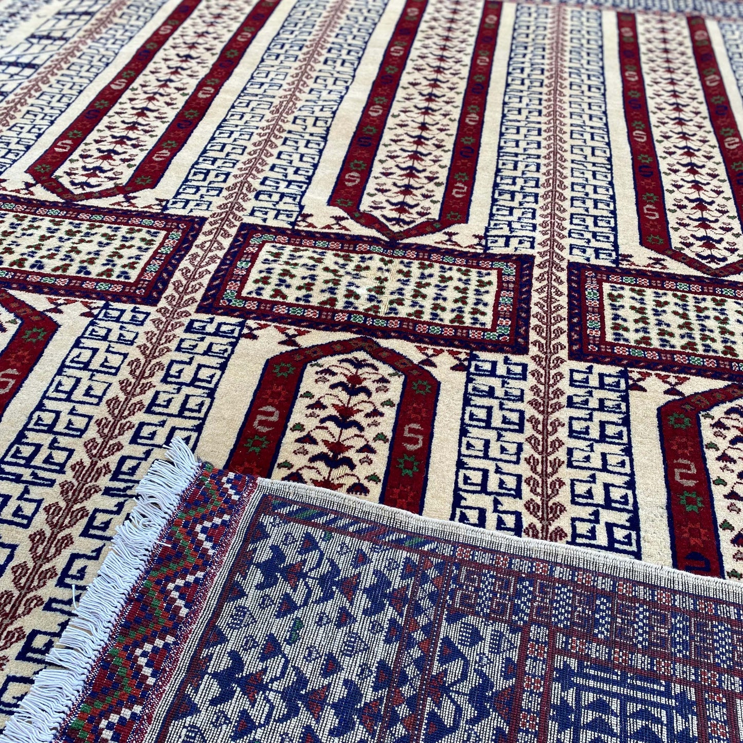 Marinos Geometric Diamond Medallion Rug – Afghan Grandeur in Every Knot