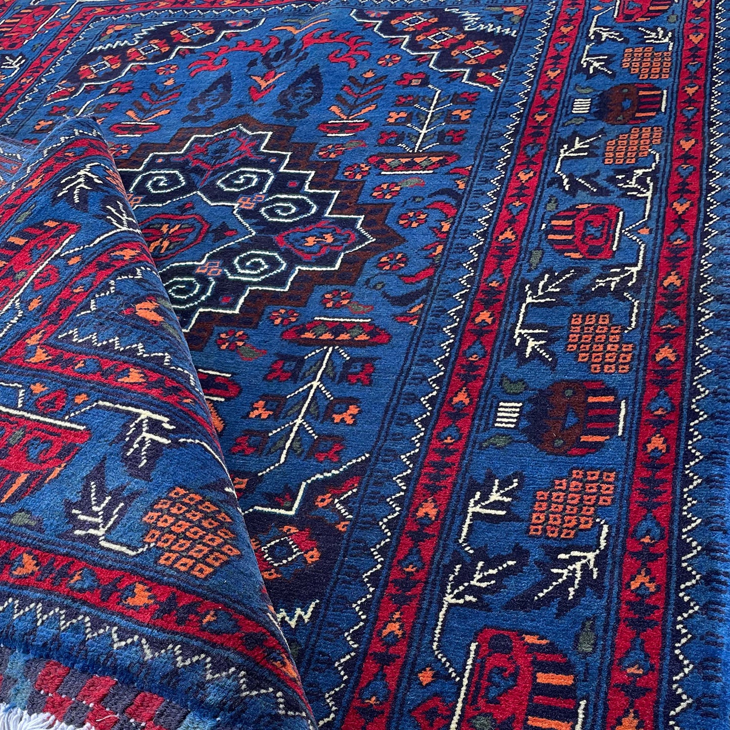 Marinos Afghan Rug – Bold Geometric Motif with Tribal Charm