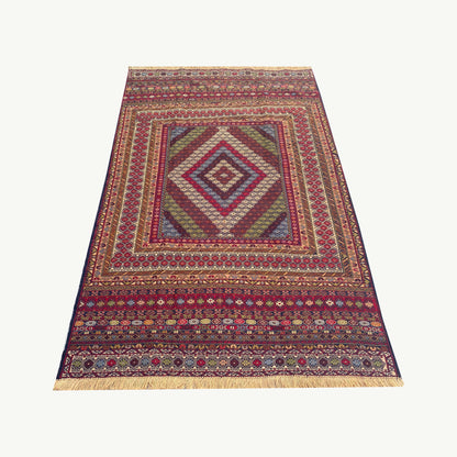 Sumak Kilim Rug – Turkish Craftsmanship Framed in Bold Diamond Geometry