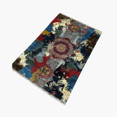 Mumlook 5.7 x 3.8 Wool Rug – Star Medallion Mosaic in Midnight Indigo & Crimson